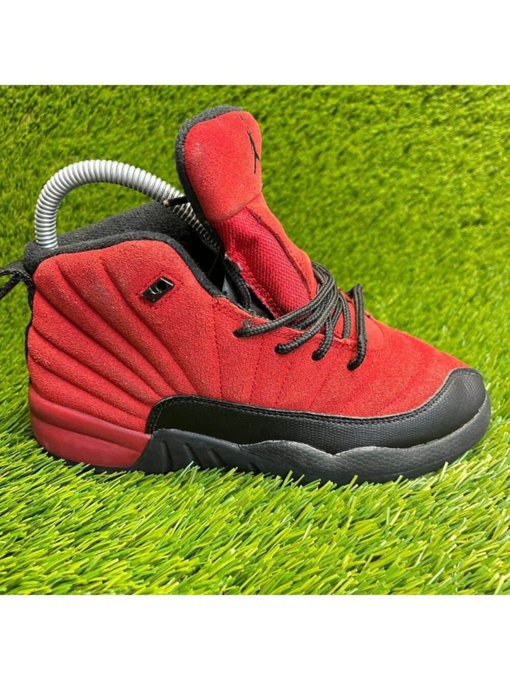 Nike Air Jordan 12 Retro Reverse Flu Game Boys Size 2.5Y Athletic Shoes Sneakers